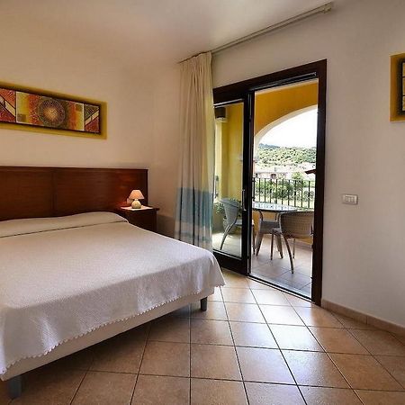 Il Girasole Hotel Villasimius Exteriör bild